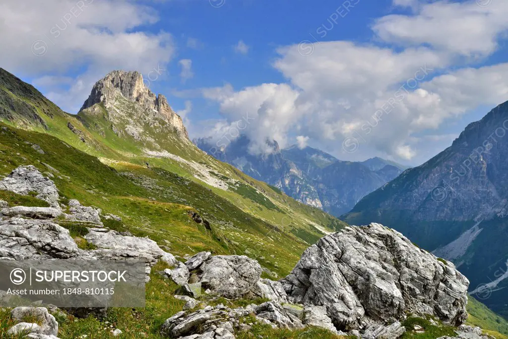 Gargglerin Mountain or Garklerin Mountain, Gschnitztal valley, Tyrol, Austria