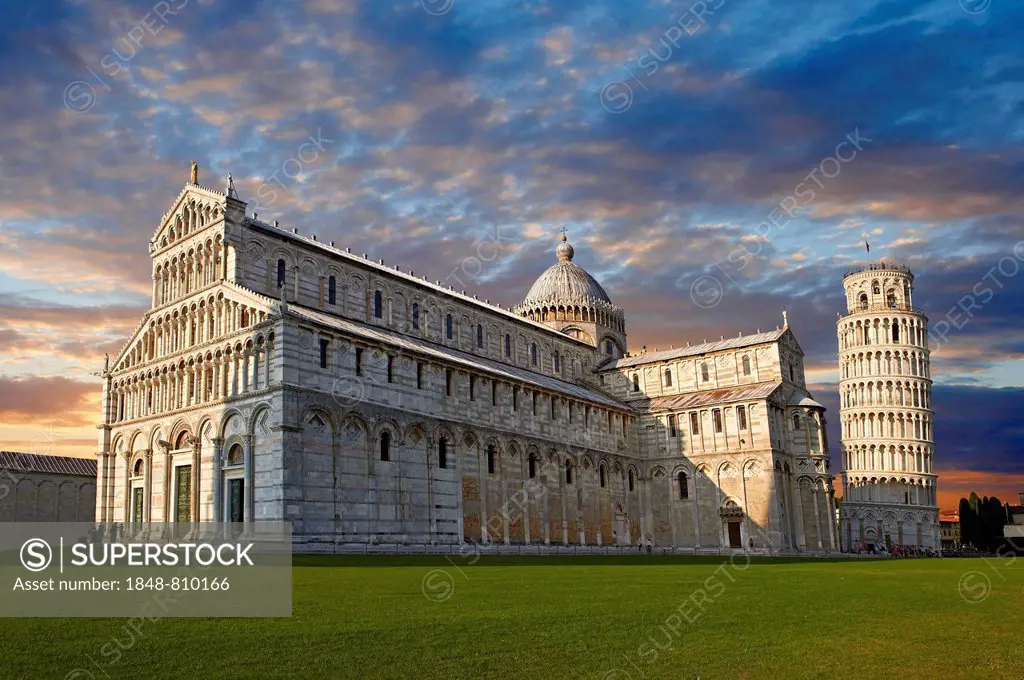 The Duomo, Cattedrale di Santa Maria Assunta, and the Leaning Tower of Pisa, Pisa, Province of Pisa, Tuscany, Italy