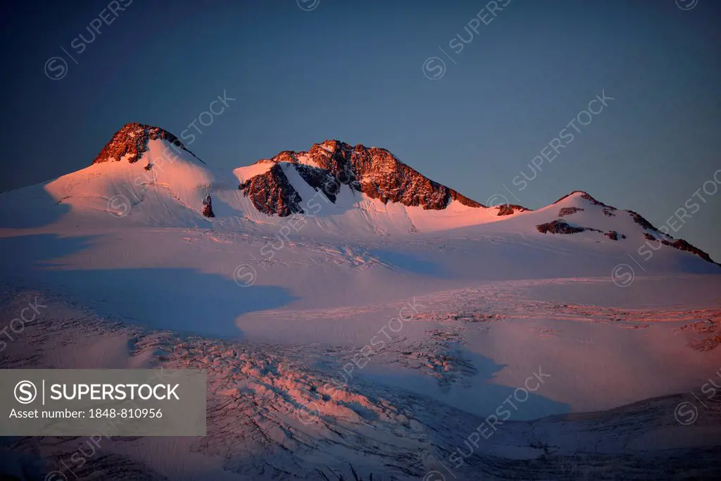Zuckerhuetl mountain and Sulzenauferner glacier at sunrise, Stubai Alps, Tyrol, Austria