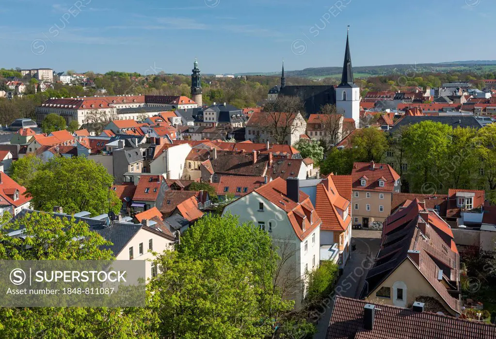 Historic centre of Weimar with Herderkirche Church and the City Palace, historic center, Weimar, Thuringia, Germany