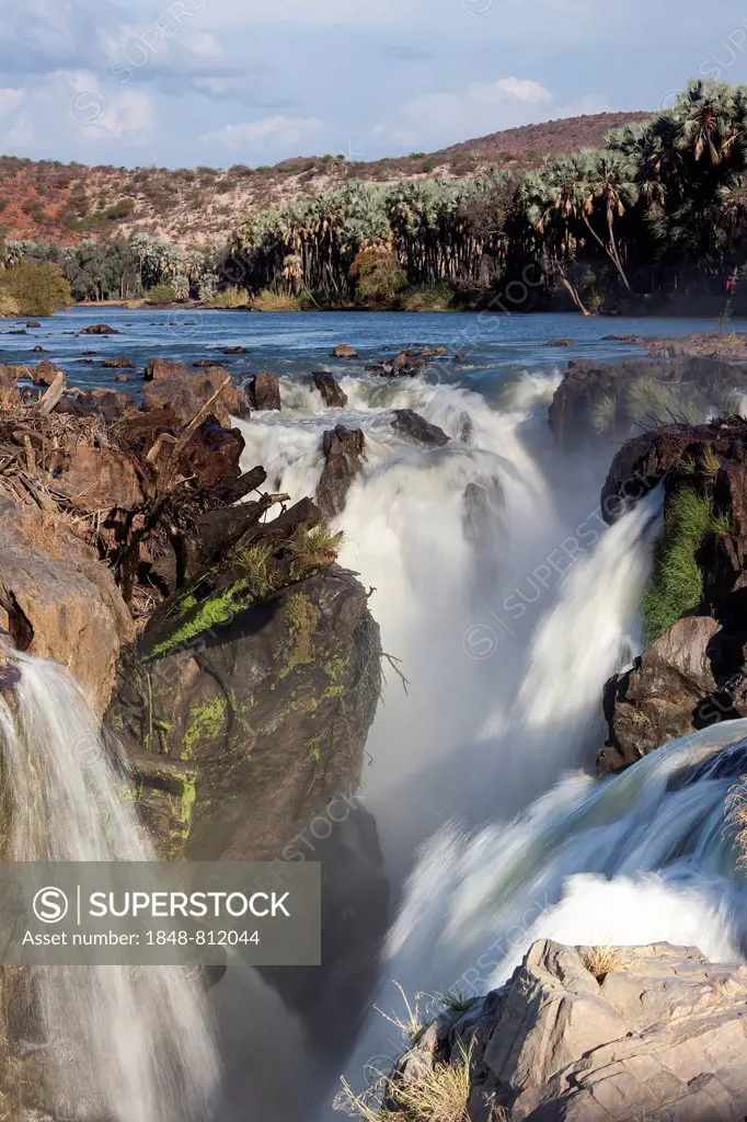 Epupa Falls, waterfall, formed by the Kunene River directly on the border with Angola, about 40 m, Epupa, Kaokoland, Kunene, Namibia