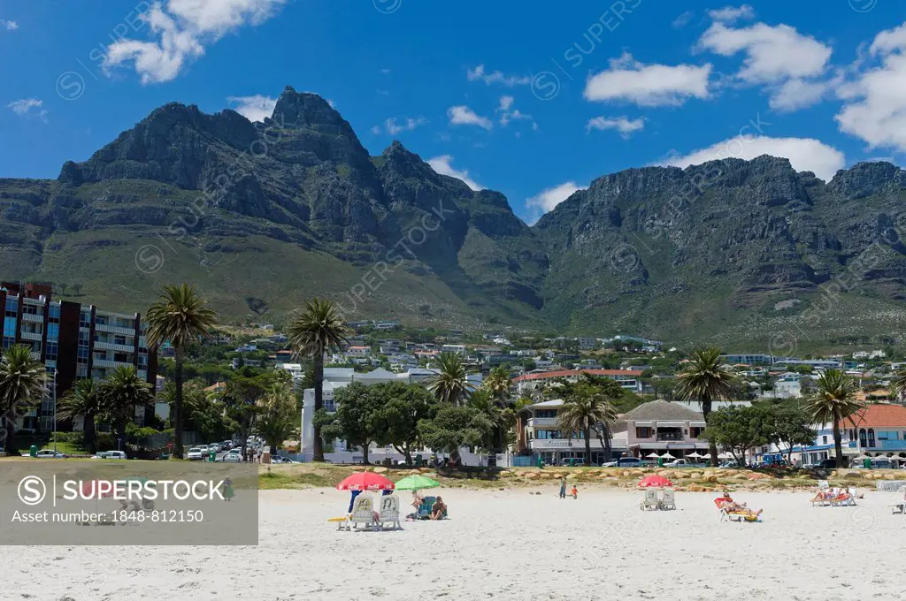 Camps Bay Beach, the Table Mountain range at the back, Camps Bay, Cape Town, Western Cape, South Africa