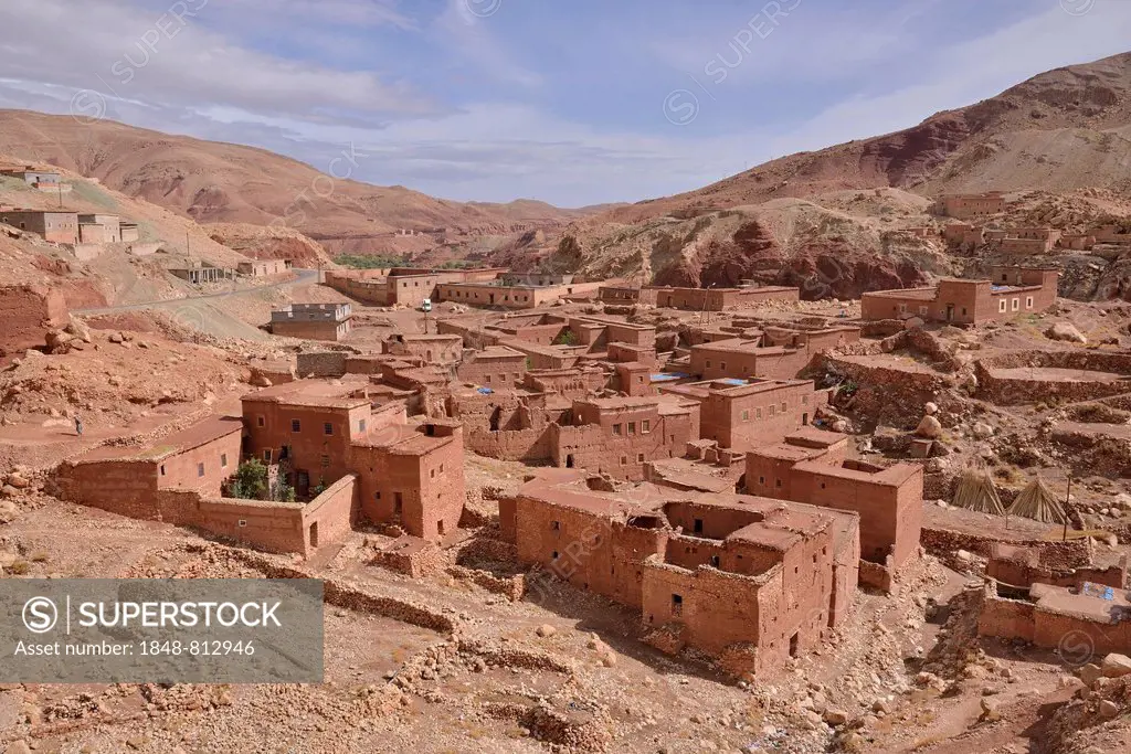 Ksar, fortified village, Road of the Kasbahs, Ounila-Tal, near Taifest, Souss-Massa-Dra region, Morocco