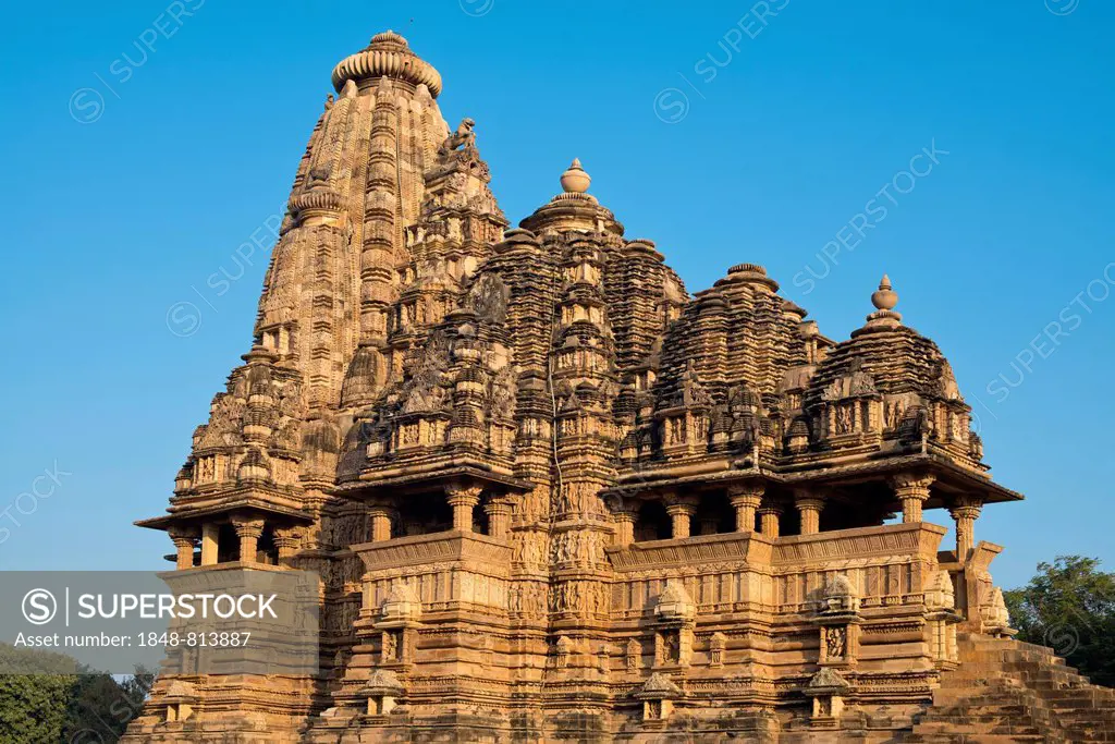 Hindu Temple, Kandariya Mahadeva Temple, Western Group, Khajuraho Group of Monuments, UNESCO World Heritage Site, Khajuraho, Madhya Pradesh, India
