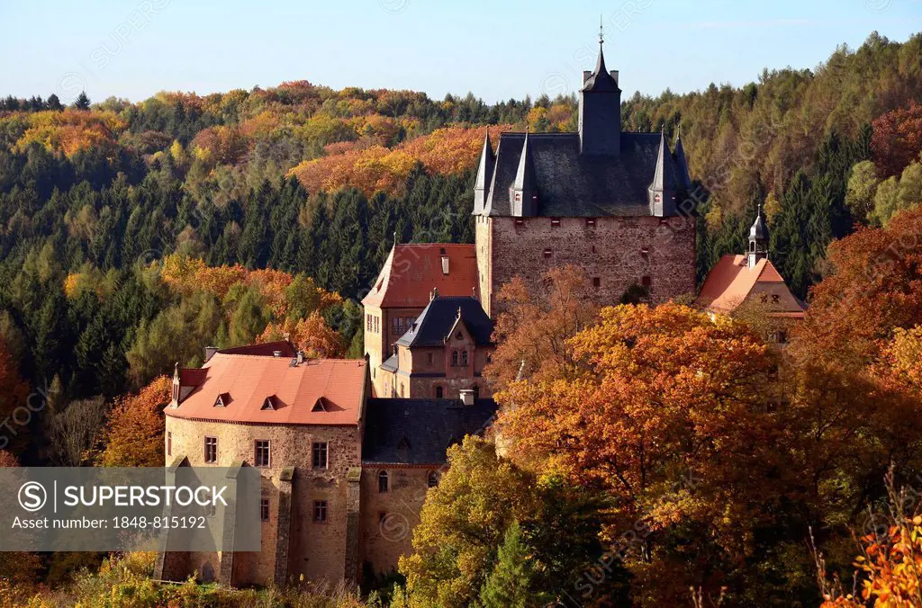 Burg Kriebstein Castle in autumn, Kriebstein, Saxony, Germany