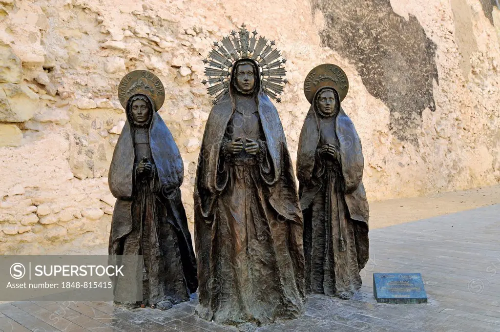 The Three Marys, group of sculptures by the sculptor Juan Jose Quiros, Elche, Province of Alicante, Spain