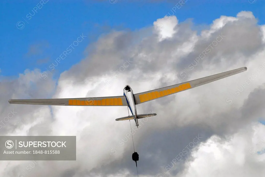 Teaching plane, glider being towed, Hamburg, Hamburg, Germany