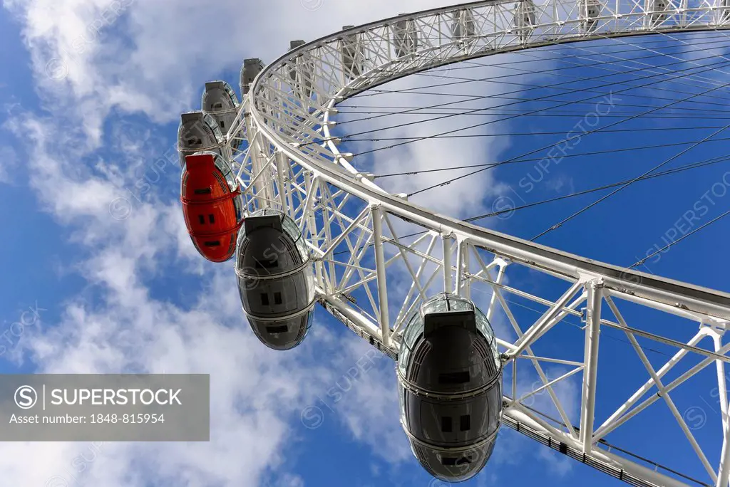 Capsules of the London Eye or Millennium Wheel, Ferris wheel, London, Greater London, England, United Kingdom