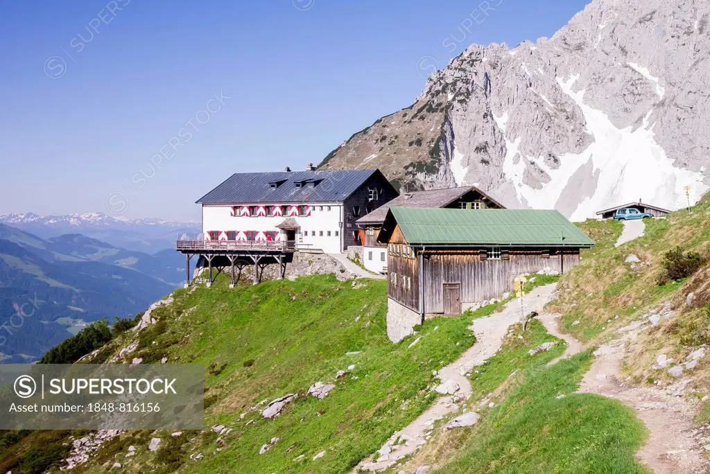 Gruttenhuette mountain hut along the Wilder-Kaiser-Steig hiking trail, in the Wilder Kaiser Mountains, Kaisergebirge, near Ellmau, Tyrol, Austria