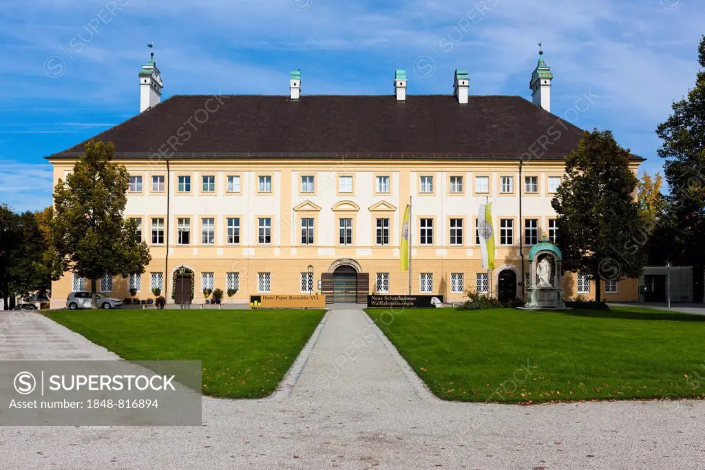 Pope Benedict XVI House, New Treasury and Pilgrimage Museum, Altötting, Upper Bavaria, Bavaria, Germany