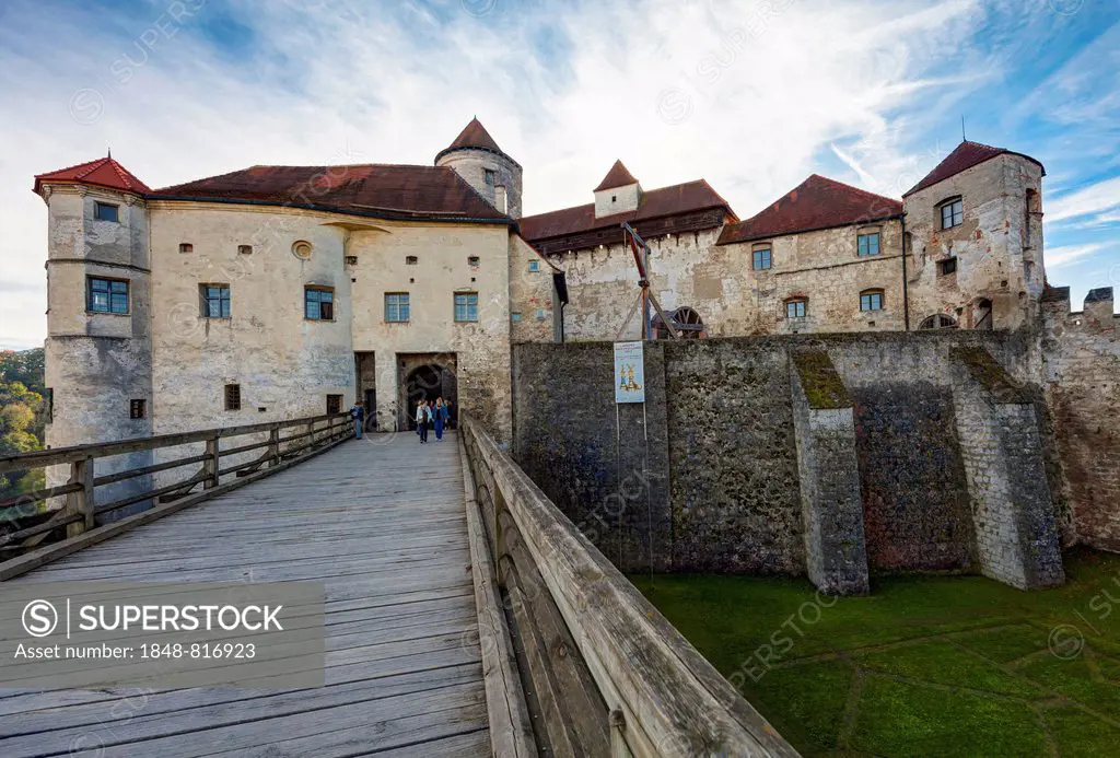 Entrance to the inner castle complex, Burg zu Burghausen Castle, Burghausen, Upper Bavaria, Bavaria, Germany