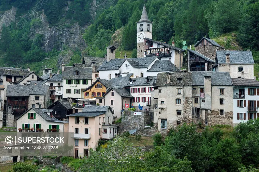Mountain village of Fusio in the Val Lavizzara valley, Canton of Ticino, Switzerland
