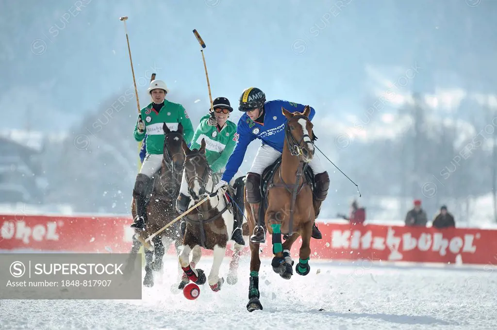 Team Kitzbühel, green, versus Team Tom Tailor, blue, Polo on Snow, Polo tournament, 11th Valartis Bank Snow Polo World Cup 2013, Kitzbühel, Tyrol, Aus...