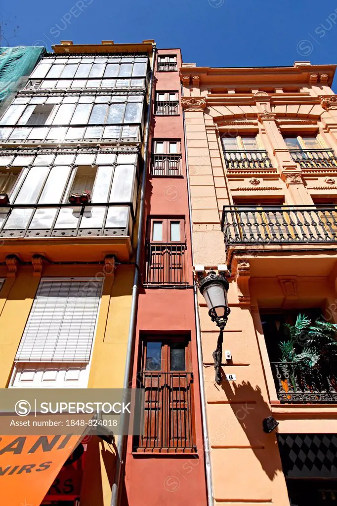 The narrowest house in Europe, Valencia, Spain