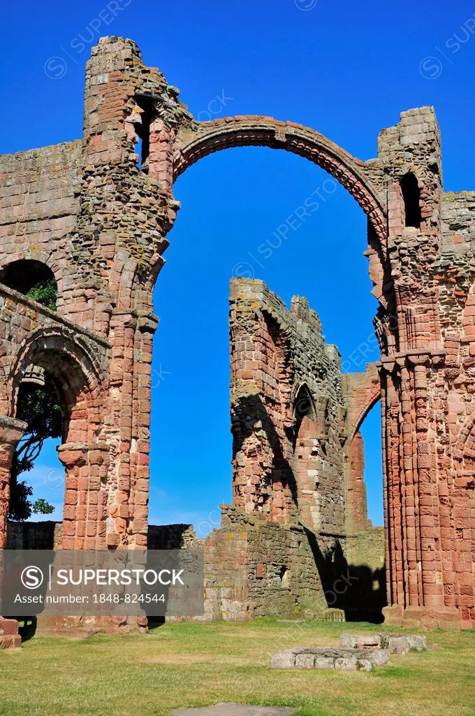 Ruins of the Benedictine monastery of Lindisfarne, Lindisfarne, Northumbria, England, United Kingdom