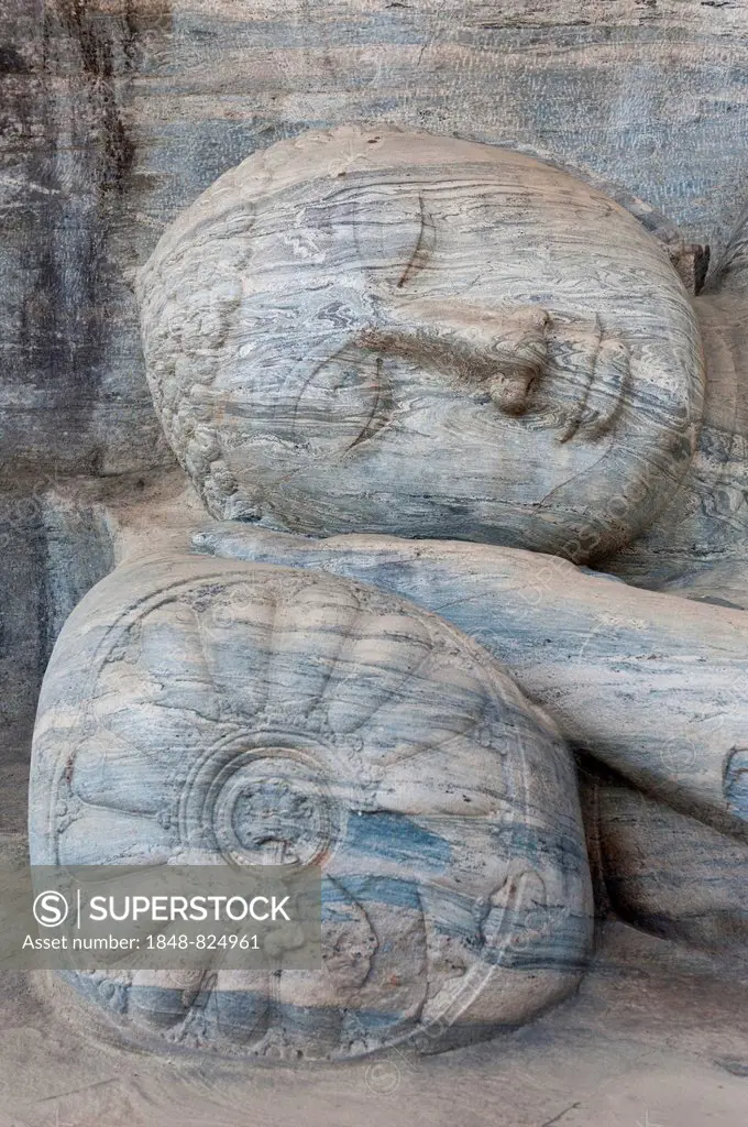 Rock relief, reclining Buddha, Gal Vihara Temple, Polonnaruwa, Sri Lanka