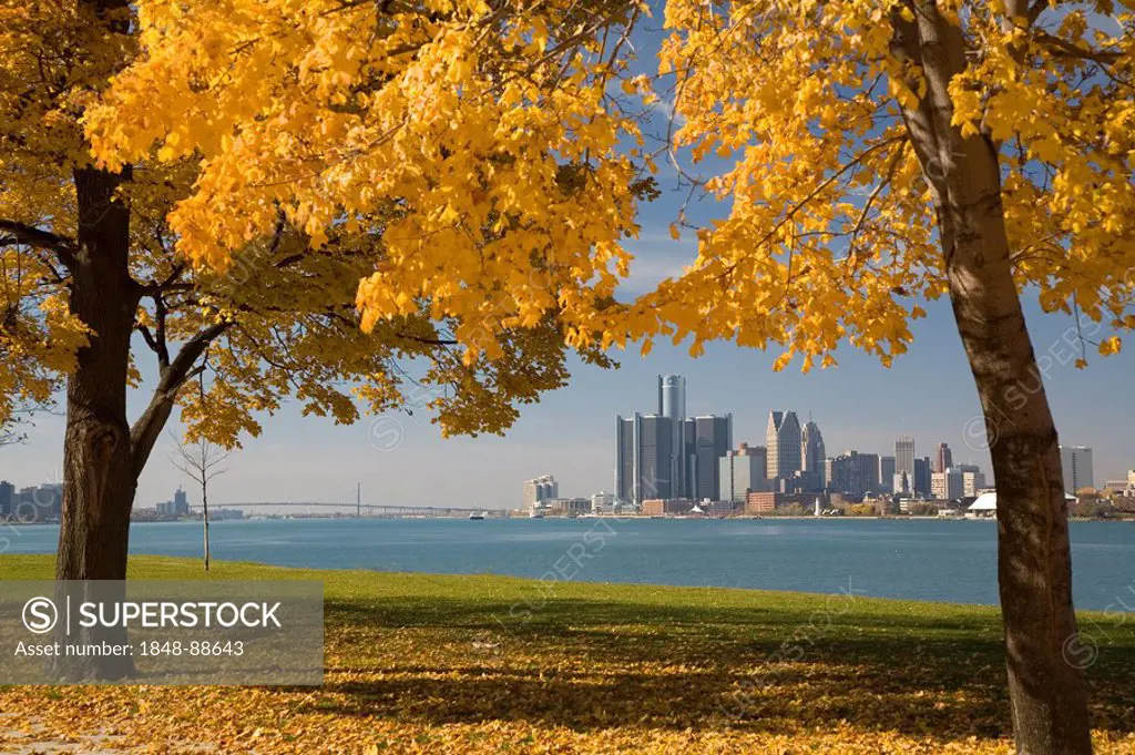 Downtown Detroit and the Detroit River from Belle Isle, an island city park, the tallest building is General Motors headquarters in the Renaissance Ce...