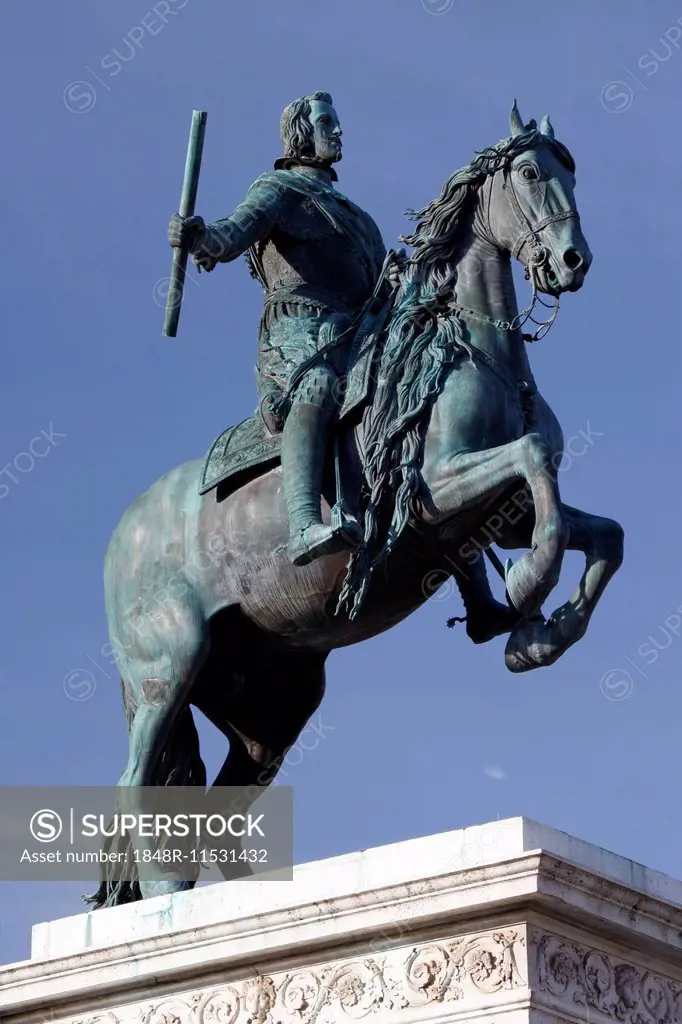 Equestrian statue of Philip IV., Plaza de Oriente, Madrid, Spain