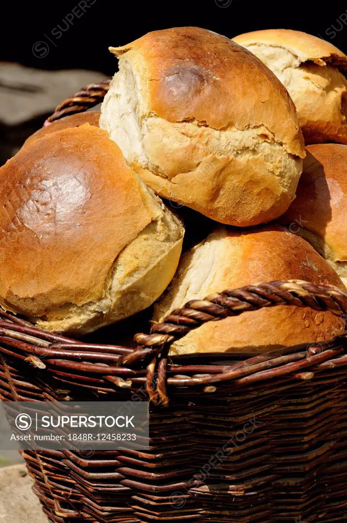 Stone oven bread in wicker basket, North Rhine-Westphalia, Germany