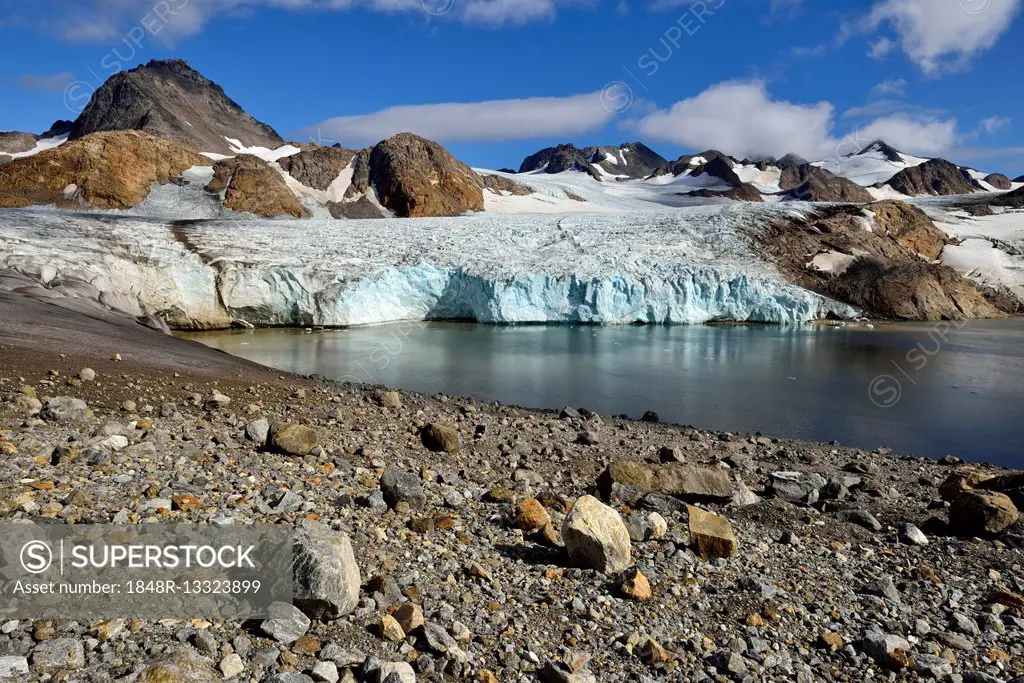 Apusiaajik glacier, near Kulusuk, East Greenland, Greenland