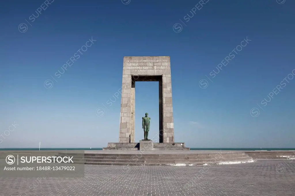 Leopold I Monument, De Panne, Belgian Coast, West Flanders, Flanders, Belgium