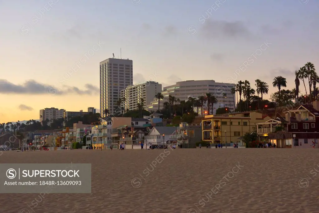 Santa Monica Beach, evening, sandy beach with beach houses and palm trees, Los Angeles, California, USA