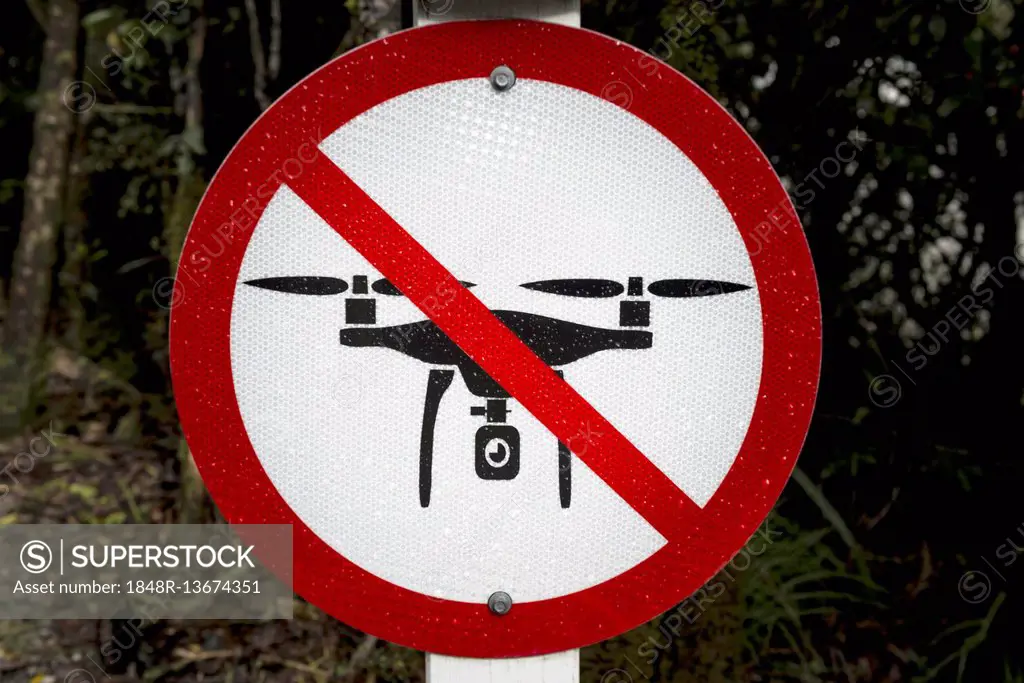 Sign, drones prohibited, prohibition of unmanned aerial vehicles, quadrocopters, New Zealand