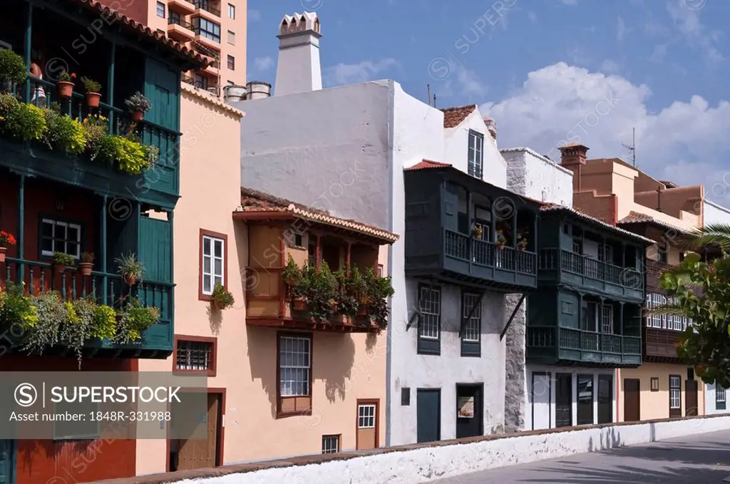 Houses with balconies, Avenida Maritima, Santa Cruz de la Palma, La Palma, Canary Islands, Spain, Europe