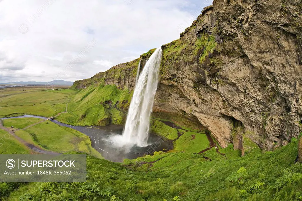 Seljalandsfoss Waterfall, Iceland, Atlantic Ocean