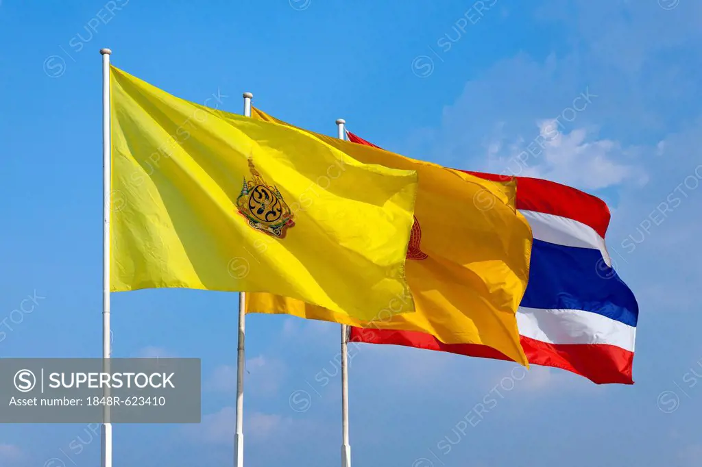 State flag and the royal standard, Bangkok, capital of Thailand, Southeast Asia, Asia