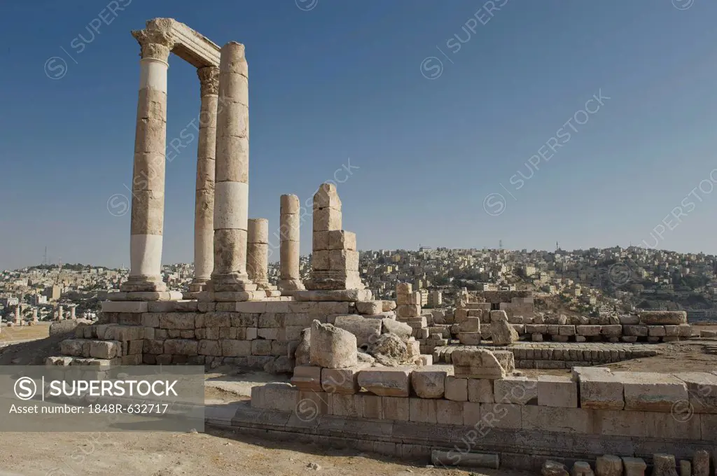 Hercules Temple on Citadel Hill in Amman, the capital of the Hashemite Kingdom of Jordan, Middle East, Asia