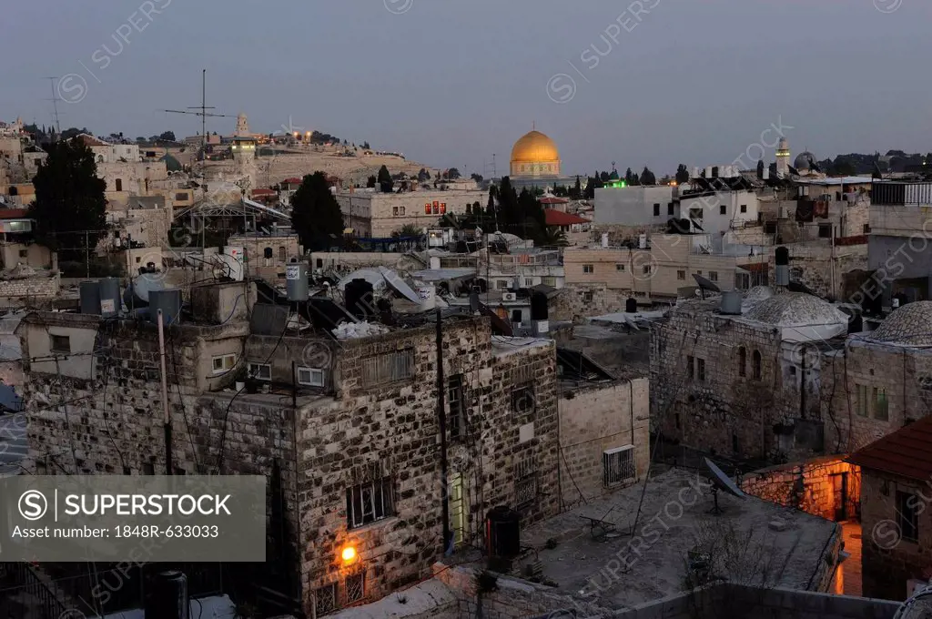 Evening mood, view over the Arab Quarter towards the Dome of the Rock on the Temple Mount, Old City of Jerusalem, Israel, Middle East