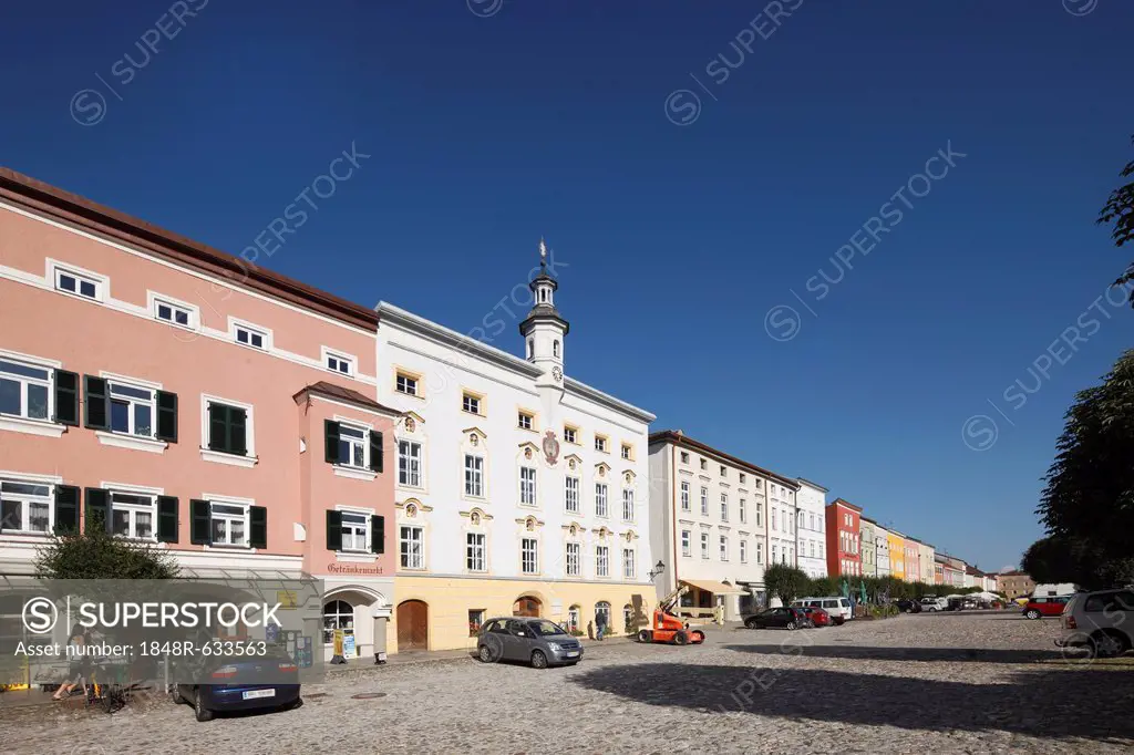 Town Square and Town Hall, Tittmoning, Rupertiwinkel, Upper Bavaria, Bavaria, Germany, Europe, PublicGround