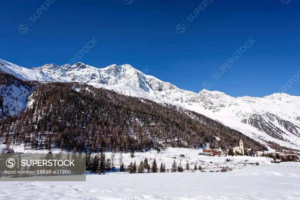 Sulden, Solda, in winter, Mt Ortles in the back, South Tyrol, Italy, Europe