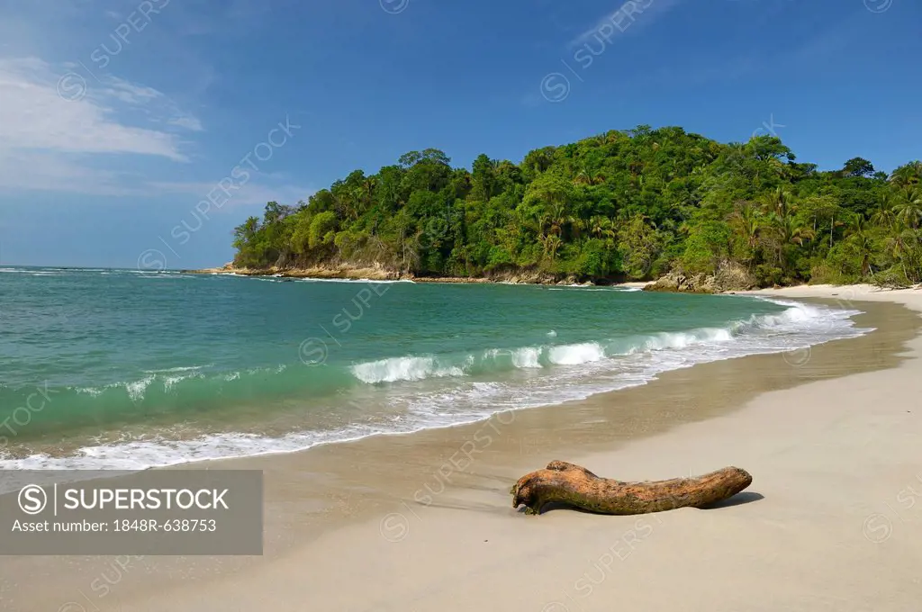 White sandy beach, Manuel Antonio National Park, central Pacific Coast, Costa Rica, Central America