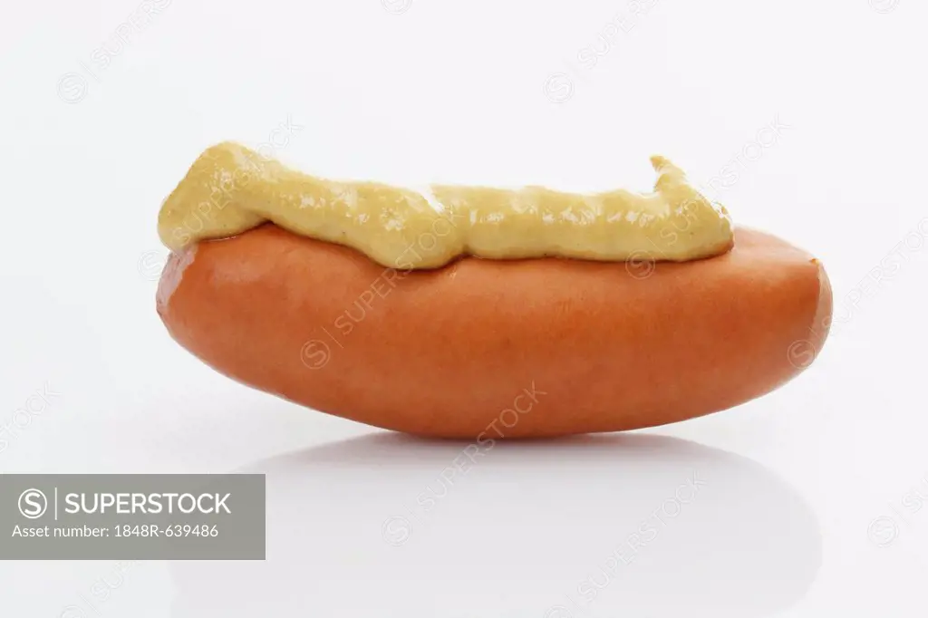 Knackwurst, bockwurst with mustard