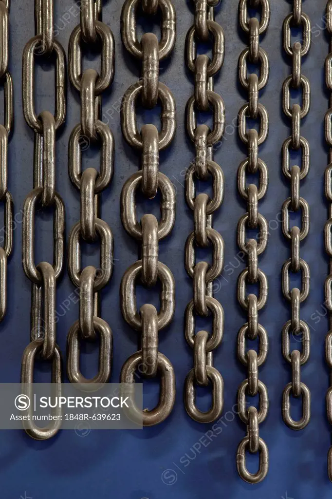Chains, chain links