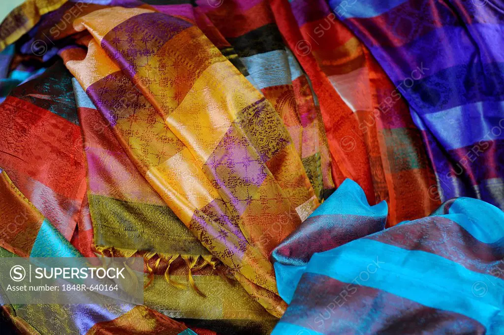Benares silk, Varanasi, Uttar Pradesh, India, Asia