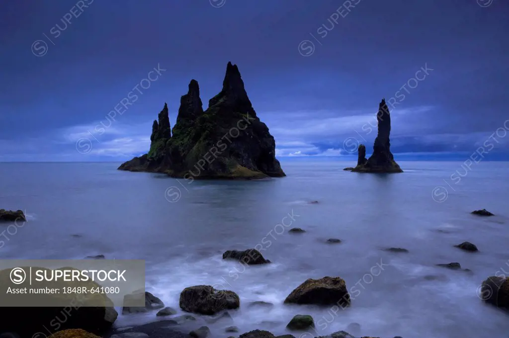 Reynisdrangar rock formation near Vik í Mýrdal, southern coast, Iceland, Europe
