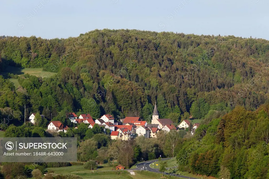 Untertrubach, municipality of Obertrubach, Trubachtal valley, as seen from Wolfsberg castle ruin, Little Switzerland, Upper Franconia, Franconia, Bava...