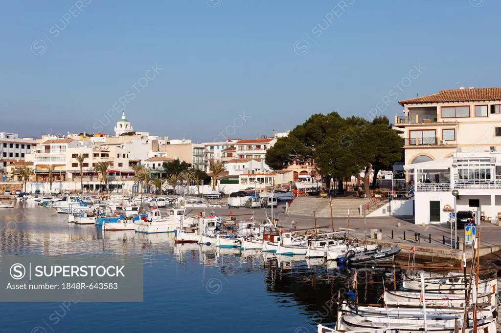 Fishing port, Cala Ratjada, Cala Ratjada, Majorca, Balearic Islands, Spain, Europe