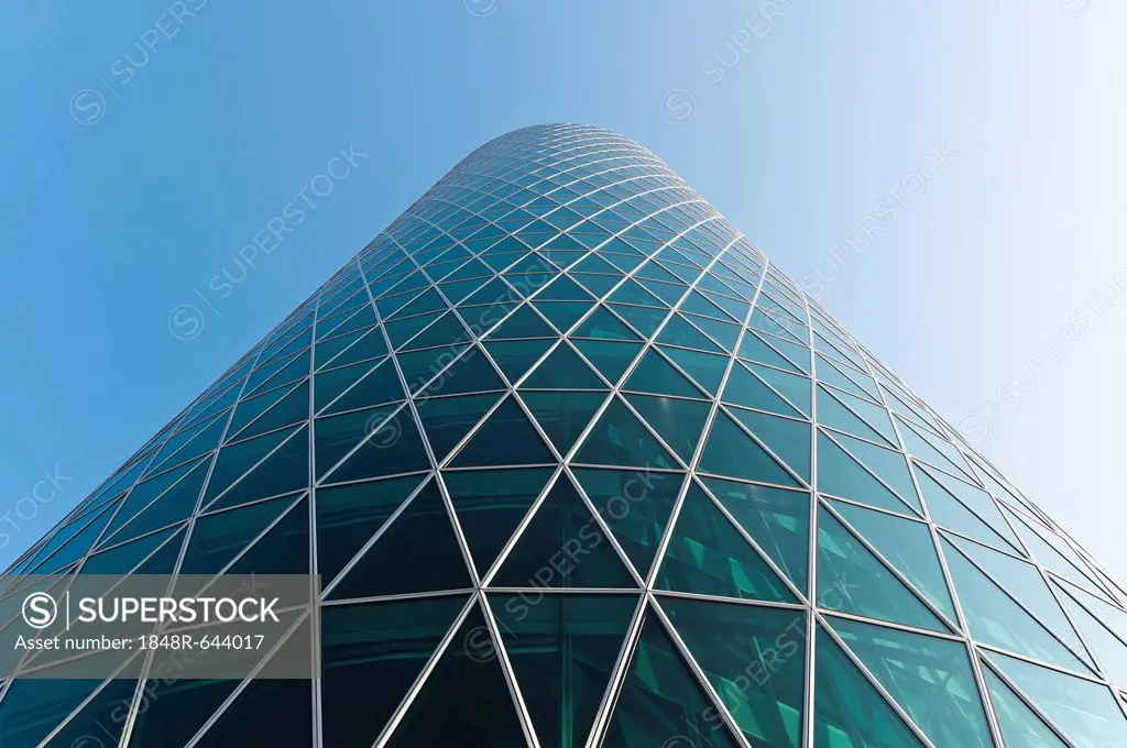 High-rise building, Westhafen Tower, nicknamed Apple Wine Tower after the shape of a typical Frankfurtian cider glass, detail of the glass facade, Fra...