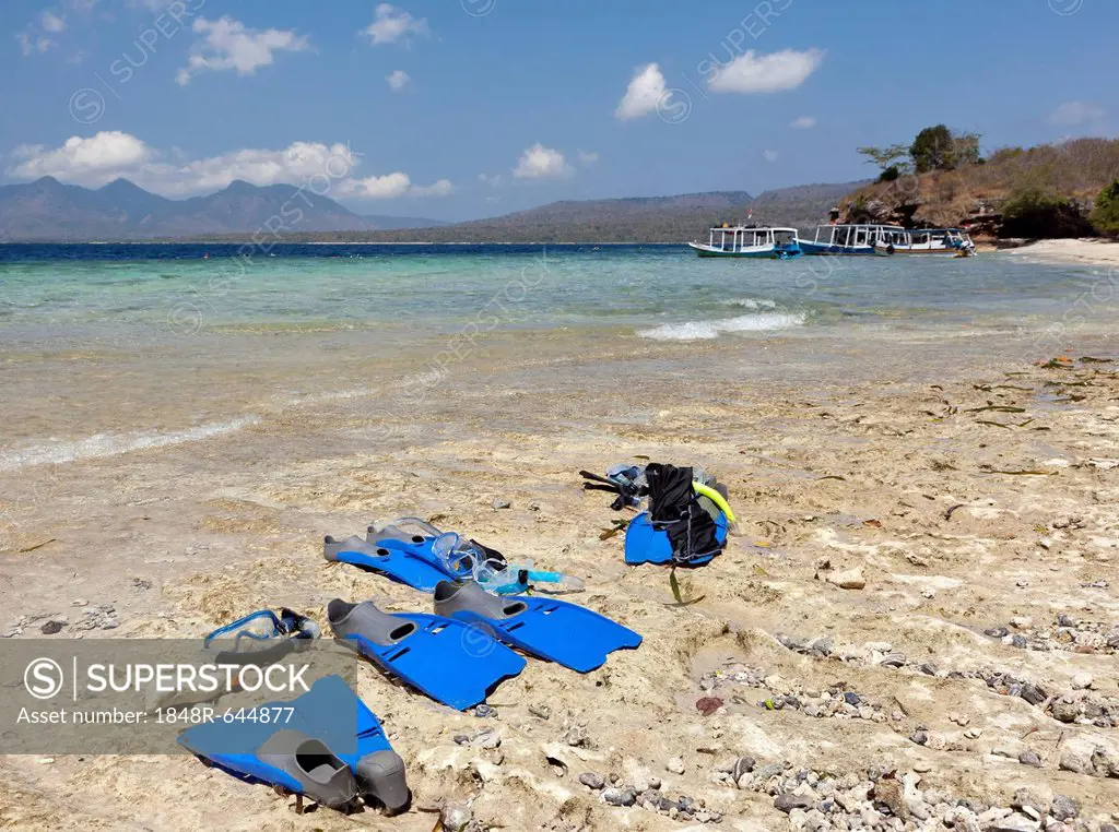 Snorkelling equipment on the beach, Menjangan Island, West Bali, Bali, Indonesia, Southeast Asia, Asia