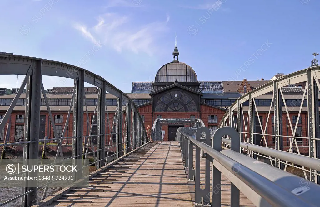 Fischauktionshalle building with a bridge, Altona district, Hamburg, Germany, Europe
