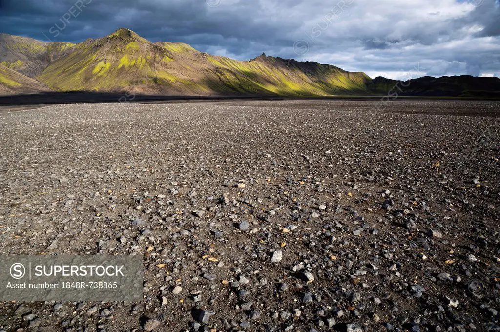 Moss-covered mountains and a lava desert, landscape near Lake Langisjór, Highland, Iceland, Europe