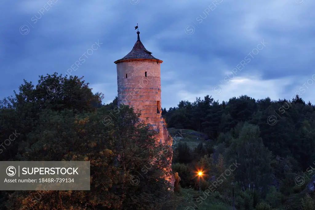 Steinerner Beutel fortified tower, Waischenfeld castle, Little Switzerland, Upper Franconia, Franconia, Bavaria, Germany, Europe, PublicGround