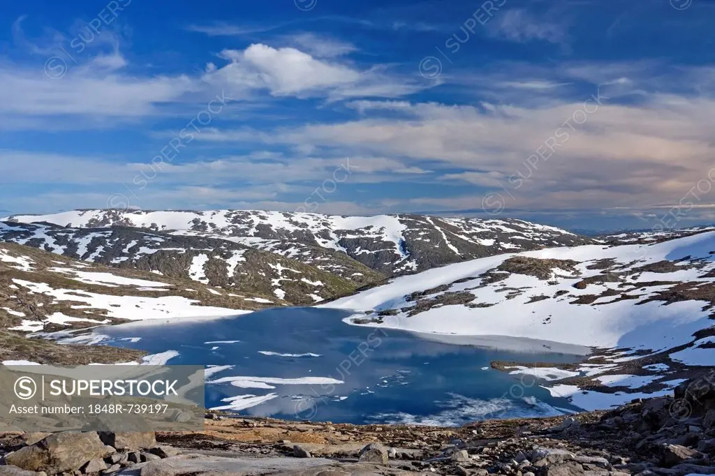 Røvassvatnet, Rovassvatnet lake, Saltfjellet-Svartisen National Park, Nordland county, Norway, Scandinavia, Europe