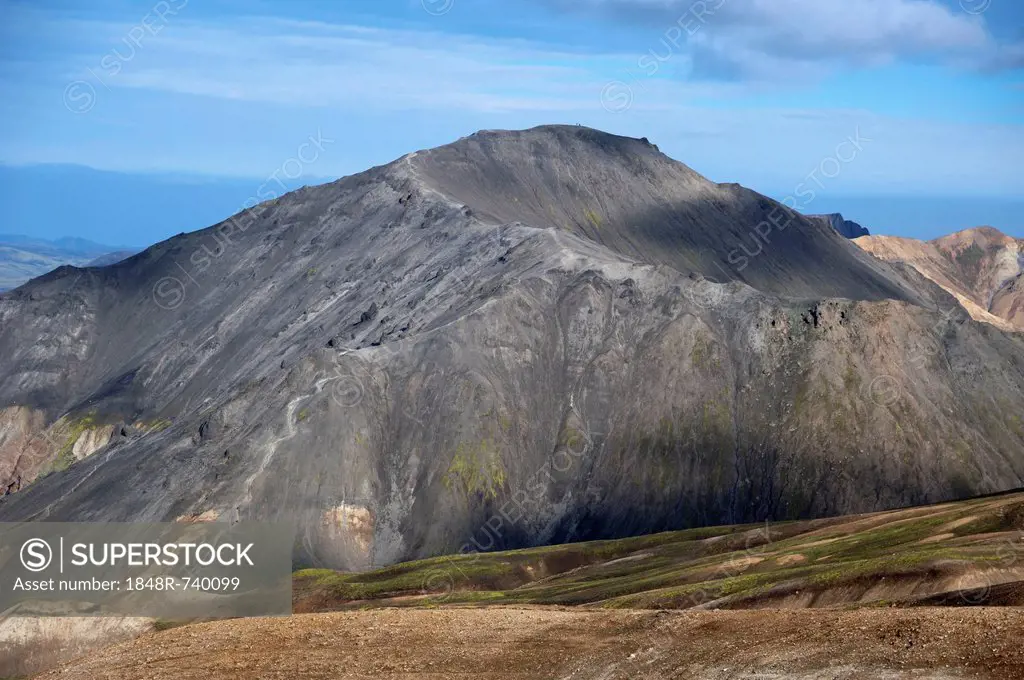 Bláhnúkur volcano and rhyolite mountains, Landmannalaugar, Fjallabak Nature Reserve, Highlands, Iceland, Europe