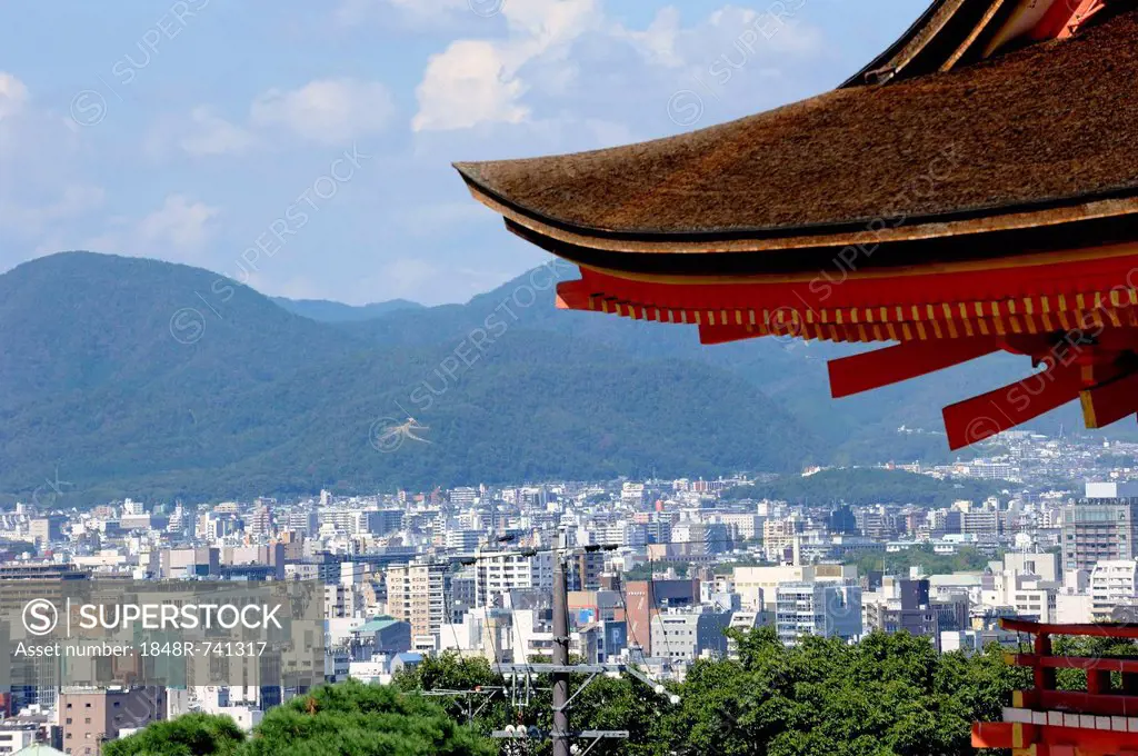 View of Kyoto as seem from the Kiyomizu-dera Temple, the roof of the gatehouse on the right, Japan, East Asia, Asia