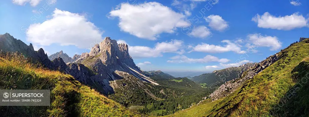View of the Geisler Mountains and the Villnoesstal valley as seen from Kreuzjoch ridge, Villnoesstal valley, province of Bolzano-Bozen, Italy, Europe